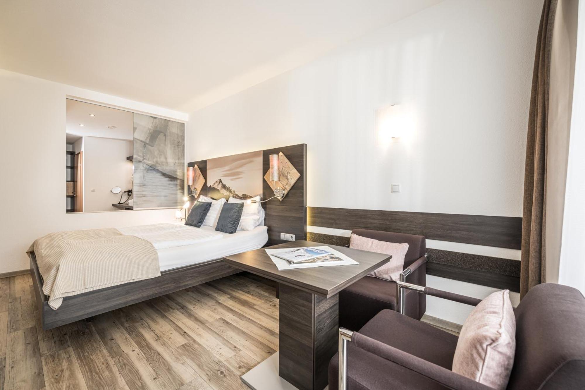 Zum Senner Suites Zillertal (Adults Only) Schlitters Bagian luar foto