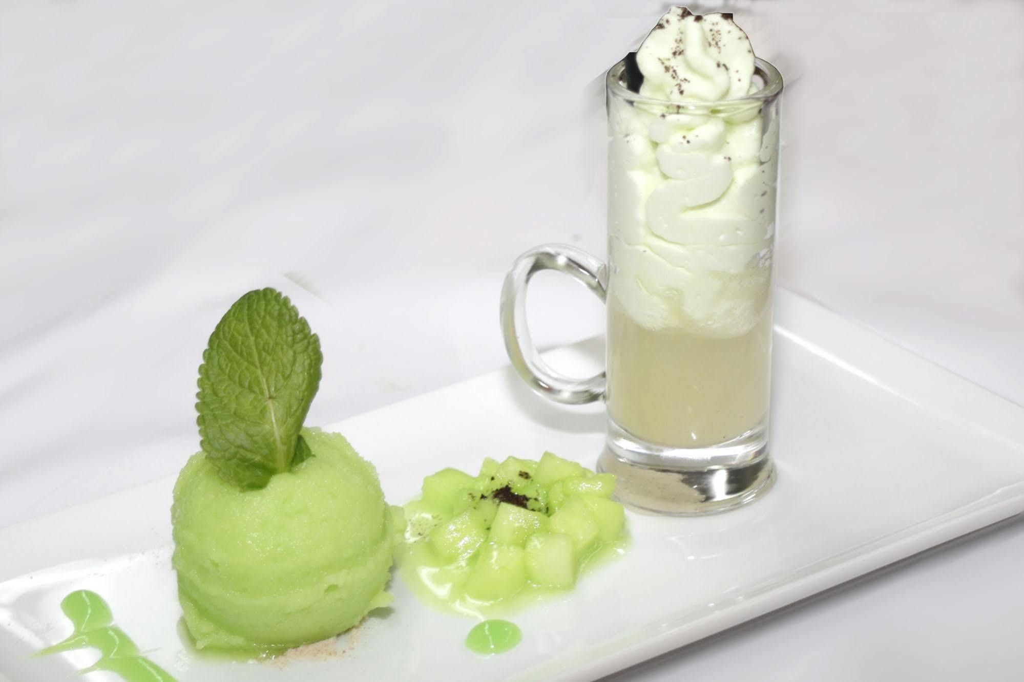 Zum Senner Suites Zillertal (Adults Only) Schlitters Bagian luar foto